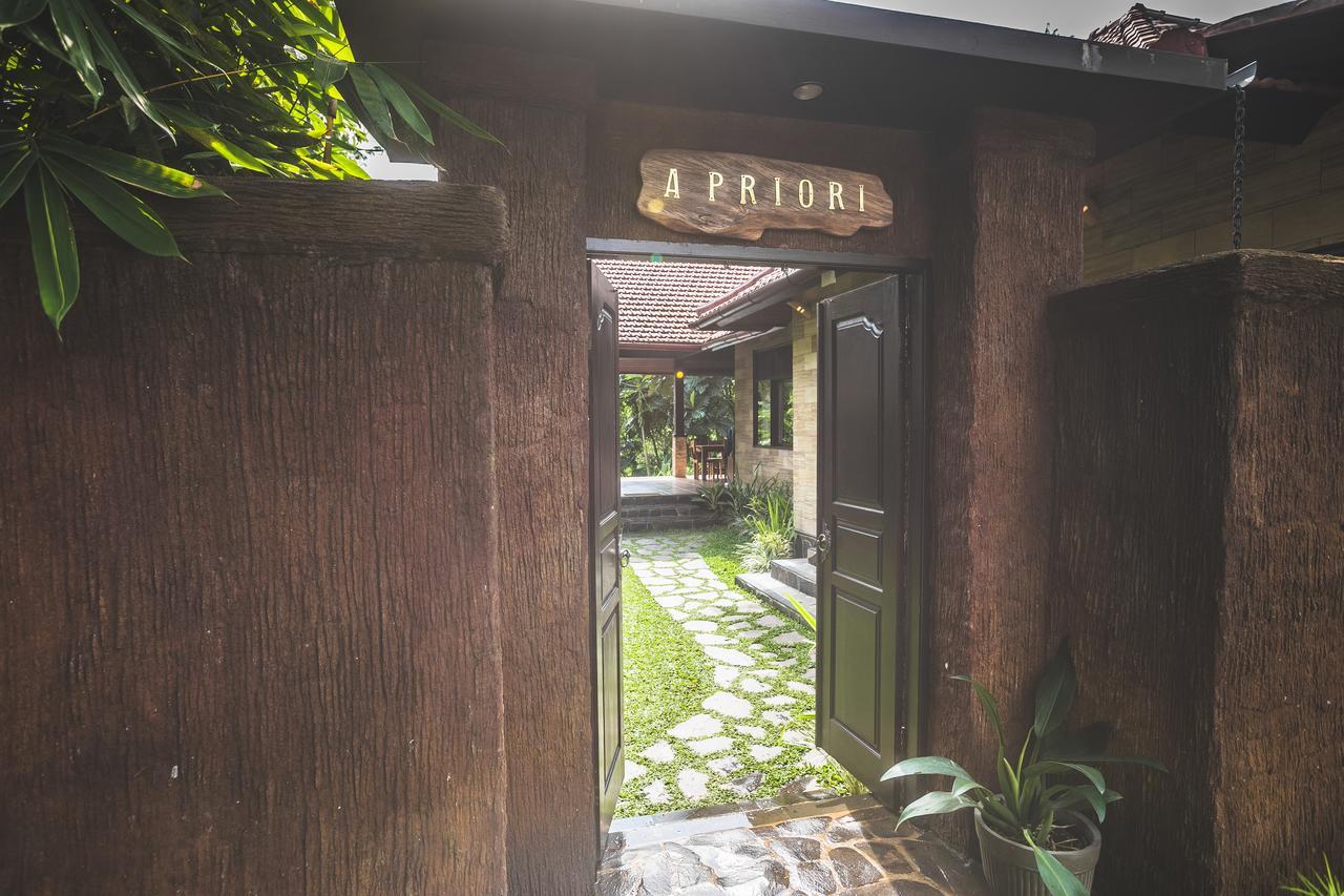 A Priori Villa Ubud Экстерьер фото