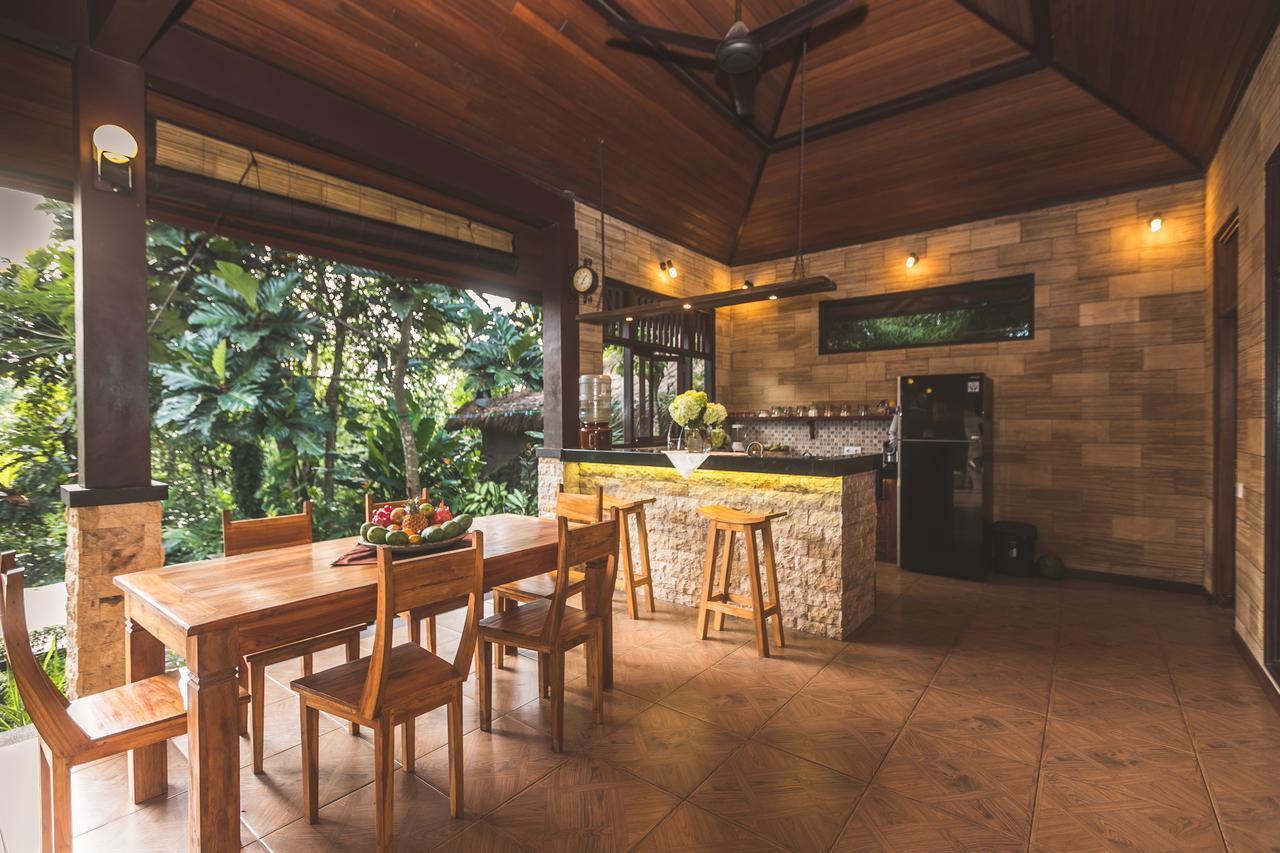 A Priori Villa Ubud Экстерьер фото