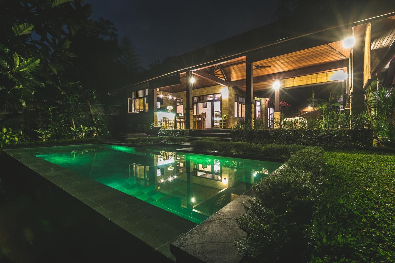 A Priori Villa Ubud Экстерьер фото